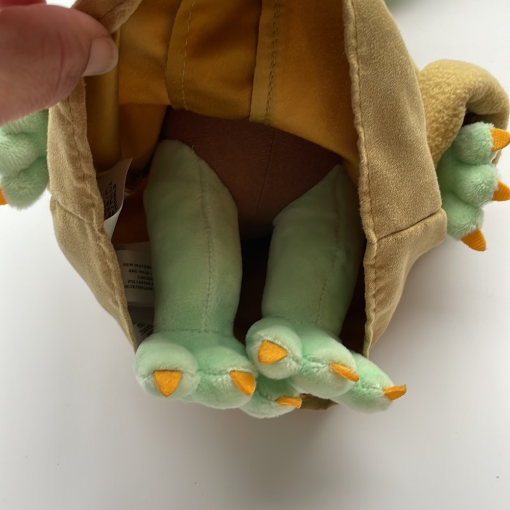 STAR WARS- Disney Yoda Mandalorian Plush. - Picture 5 of 7